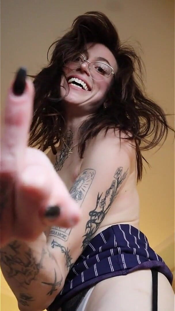 Beta Loser's Goon Sesh (Nina Paradisa)