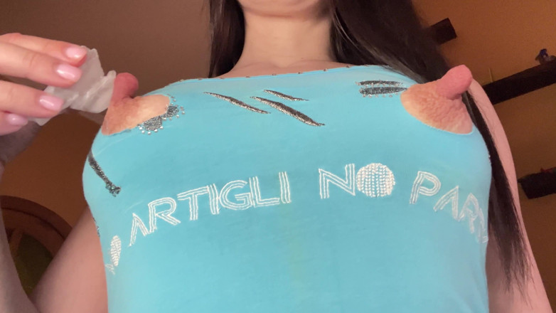 Kristi Ren: The Ice membuatkan puting besar saya lebih besar