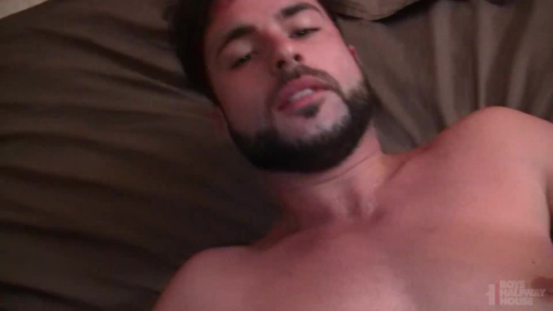 Boys half-way house: Jalang lurus kali pertama dikongkek