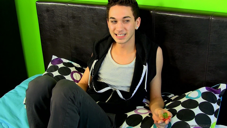 Lollipop Twinks: On Set with New Boy Seth