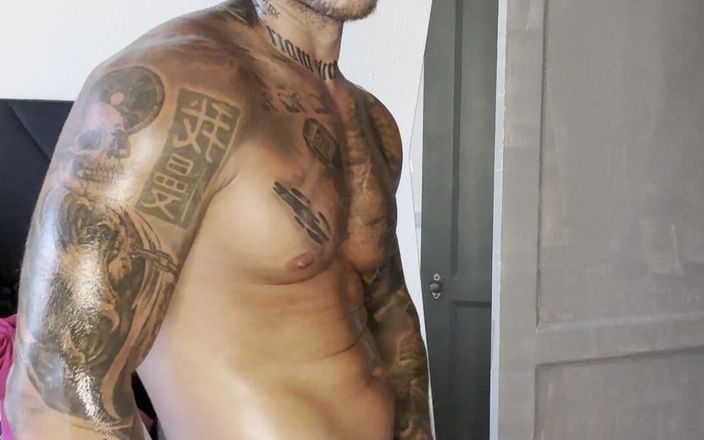 BoyGym: Великий член м'язистий!!
