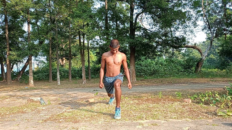 LinearOrnament35: Zpevněte své gluty dlouhými tréninky