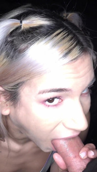 Une belle-fille ouvre le site porno de son beau-père - Onlytarts