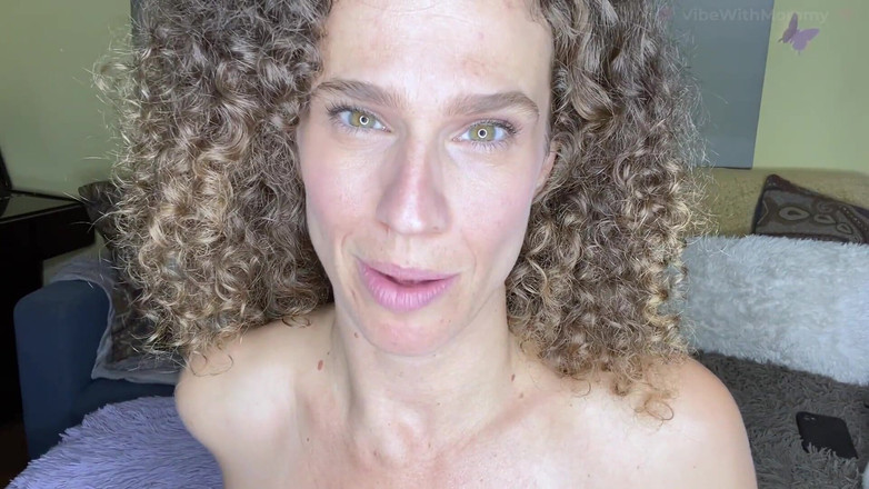 VibeWithMommy: Máma jí prdy a je v rozpacích