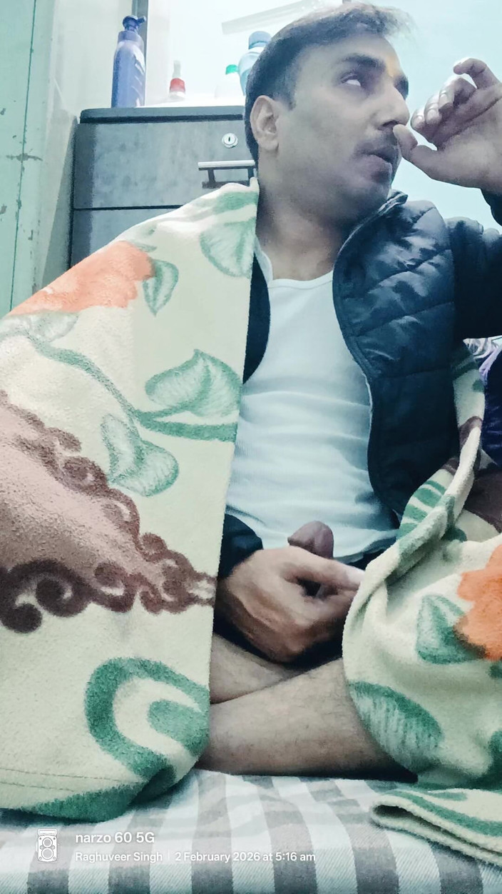 Rajasthani-old-lover: Hintli eşcinsel memur