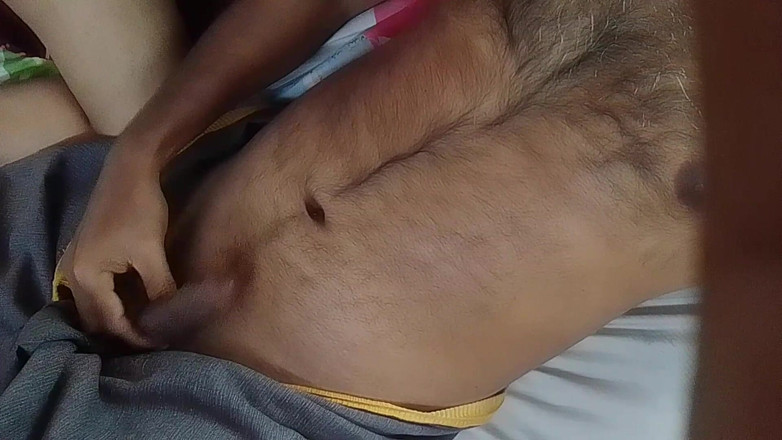 Skydreem1104: Malezyalı çift sakso çekiyor