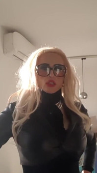 Blonde kulit yang sangat teruja