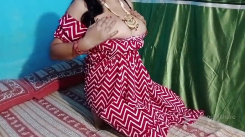 xxx00162: Hintli kadının amcığı ifşa