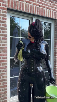 A Regular Day in My Rubber Life