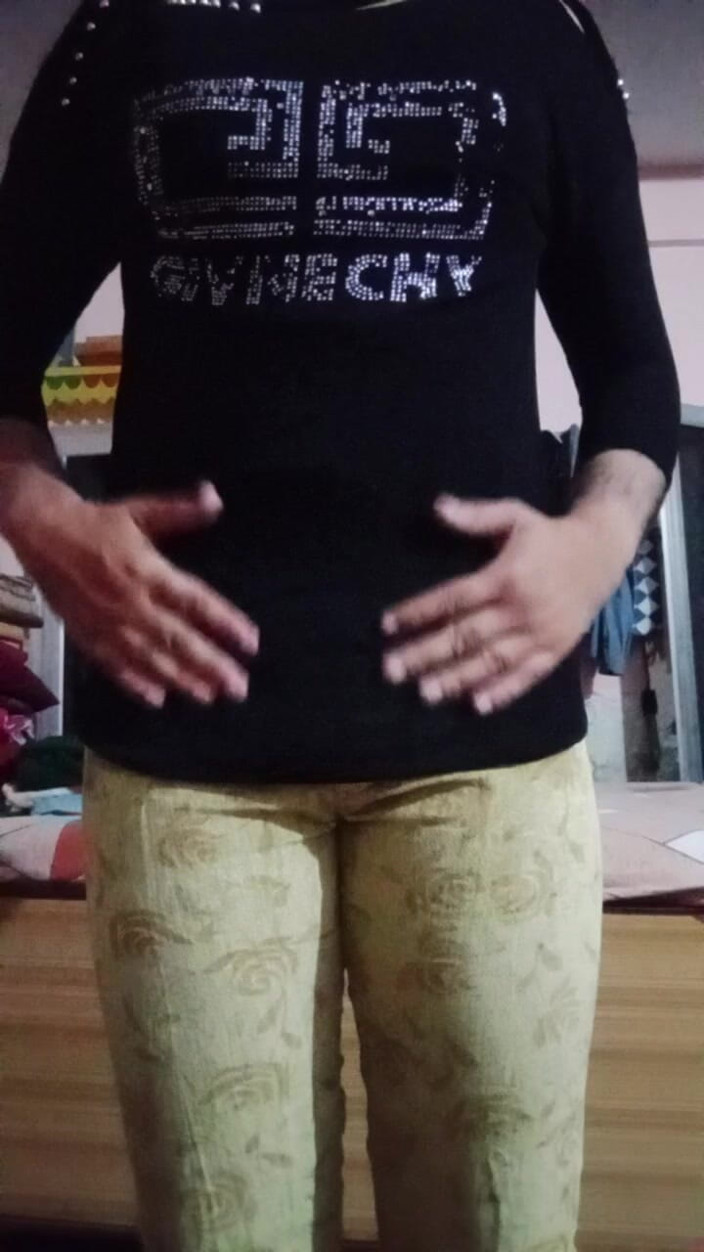 Gaurisissy: Indian Gay Crossdresser Gaurisissy Pressing and Playing with Her Big...