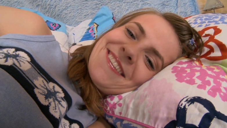 Perv Milfs n Teens: Zanna's kont en poesje zijn zo verdomd strak rond deze...