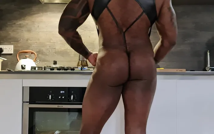 Amadeus: Walking Around in the jmalibu One Piece
