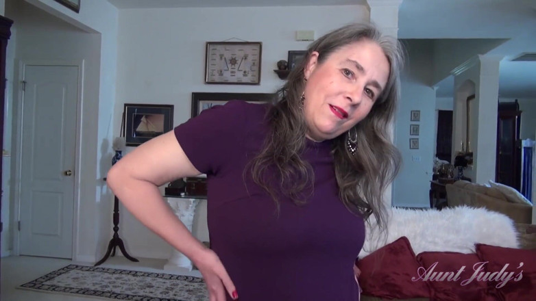 Aunt Judy's: Auntjudys - Your Mature Hairy Stepauntie Grace Wants to Masturbate With...