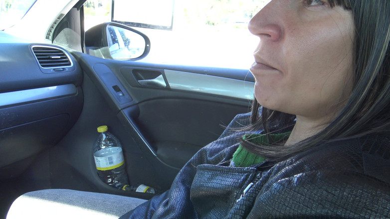 Stepmom Susan: Мачуха мастурбує своєму 18-річному пасинку