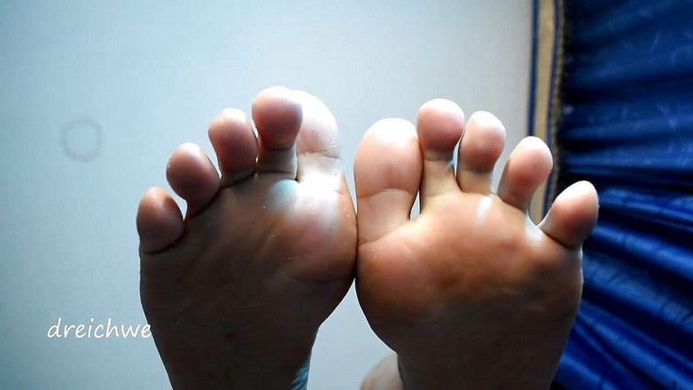 Dreichwe: Velké nohy