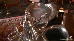The Upper Floor by Kink: Séance de service : Polissage d’argent 102