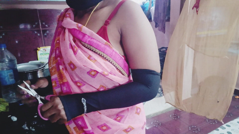 Reshmahotever: Sexo com o encanador parte 1