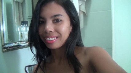6-movies: Compilation of a hot Thai girl teasing