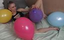 Solo Austria: Traviesa adolescente babe ballon divertido