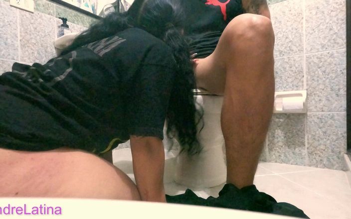 Andre Latina: Ngentot di kamar mandi klub malam