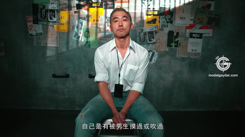 Model Media Cam: 의붓아들한테 따먹히는 거유 밀프