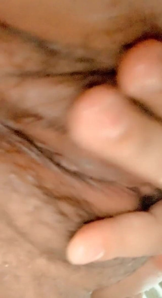Fernanda190: Dusche mit einer latina