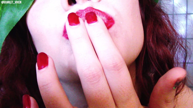 Scarlet Vixen: Boca peludante de Lady Ivy