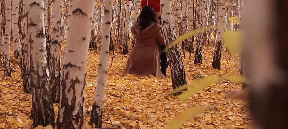Playground porn: Gave in the mouth of a girl in the forest