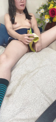 Incredibile vera banana scopa la figa di hana così dolce video
