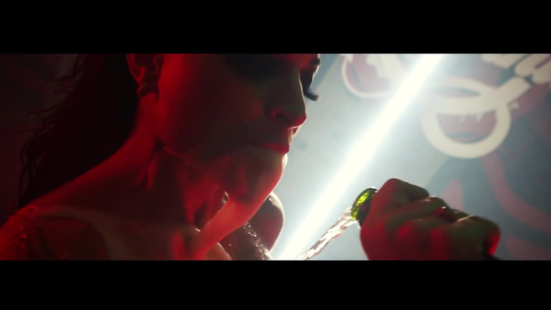 California TV: Bonus video: dansen - Monique Bertolini