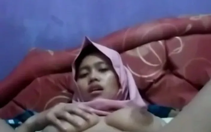 Jilbab69: Sange Hijab After College