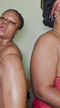 Abuelita De 76 años Y Madrastra De 50 Follada Anal Por 2 Pollas Grandes
