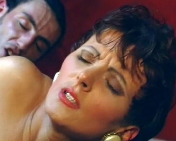 Deutsche Frauen: Mature German Slut Facialized After Hot Anal Fuck