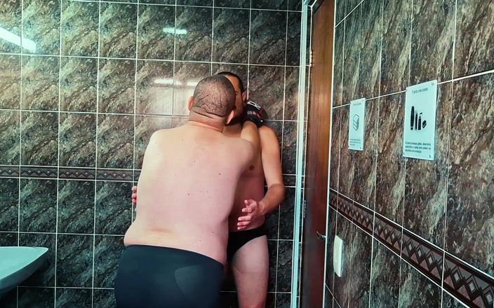 Combat and fetish: Asker çapkını buluyor (jobber lose)