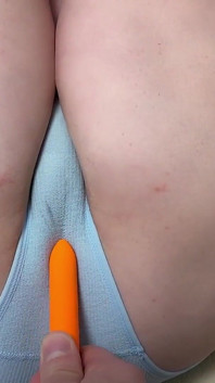 Pierwszy seks analny z bardzo ciasną dupą i spermą analną!
