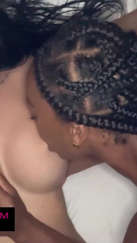 Lesbian Heat in the Dream Villa