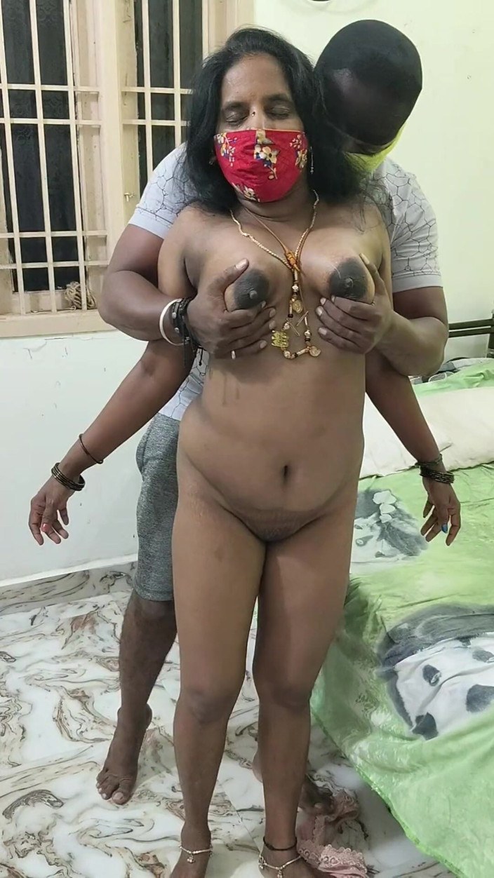 Thesana: 丈夫和朋友蒙住眼睛欺骗和性交妻子