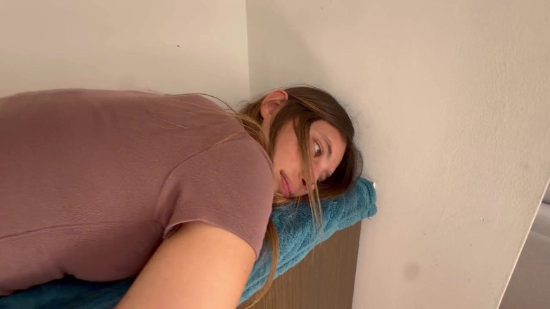 scarlettandc: Mon médecin inspecte mon anus