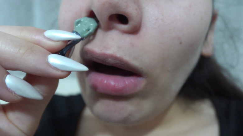 AmayaMori: Moje nevlastní sestra Obryně si za trest strčí do nosu...