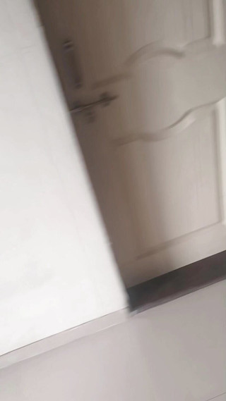 Monikaji: Üvey kız kardeşimi düşünüyorum