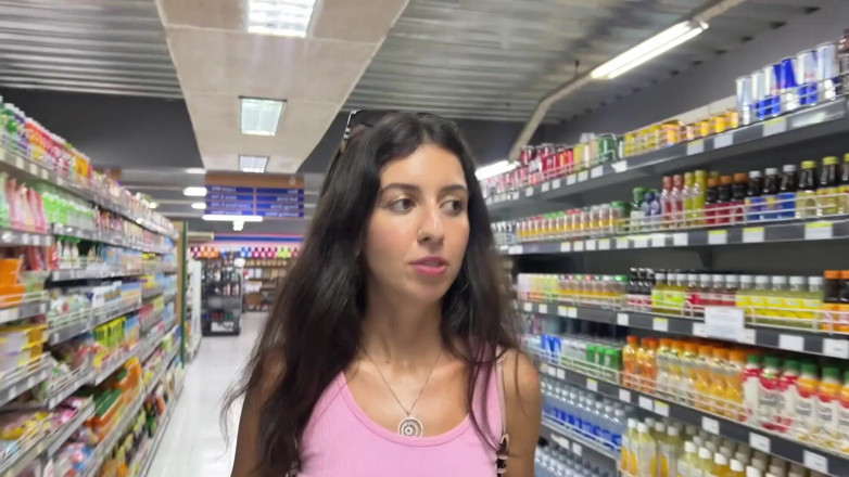 Dis Diger: Cumwalk in openbare supermarkt - klaarkomen in het gezicht fetisj buitenshuis...