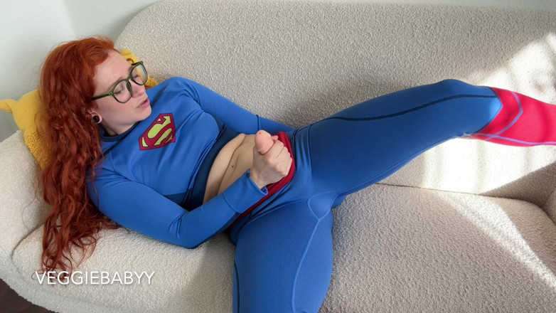 Veggiebabyy: Kryptonite, sph ve cbt küçük yarak futa süper kızı sert...