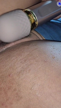 Anale caldo - Quella vagina spruzza spesso