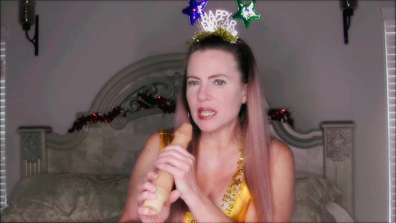 Nikki Nevada: Happy new years 2022! Gold dress flashing tiara masturbation and joi