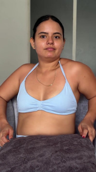 Tantangan Susu Kakak Tiri Latina Latina