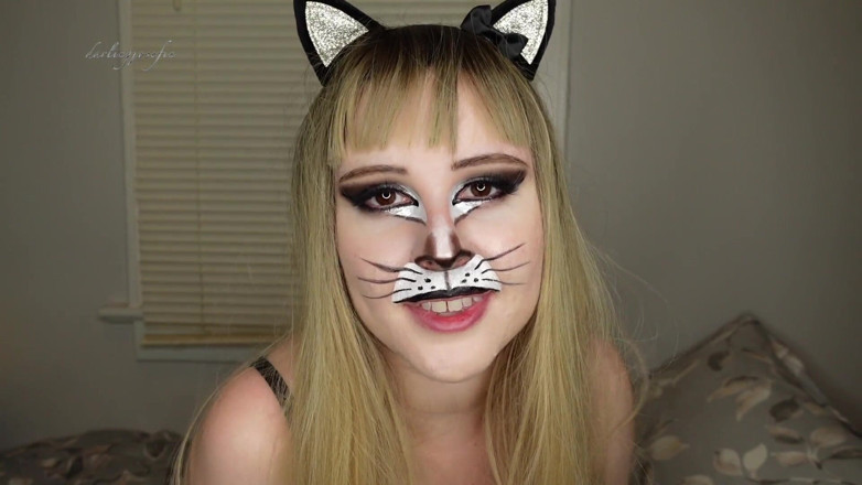 Darling Josefin: 好小猫或坏猫娘娘腔玩耍