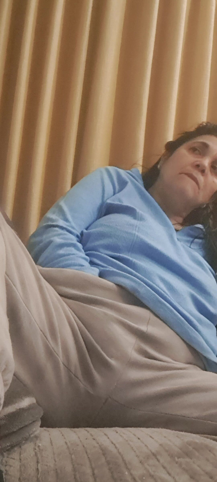 Mommy big hairy pussy: 自慰衝動から休む