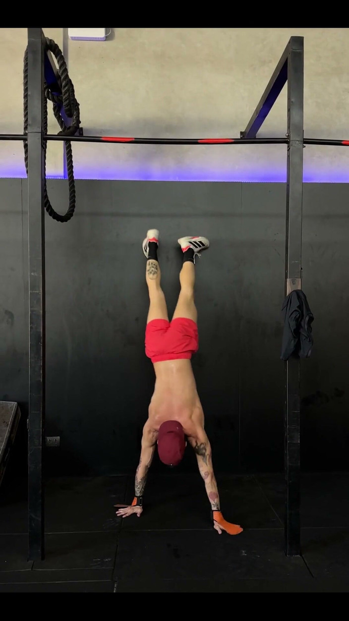 Luiz Velasquez: Gim Senaman