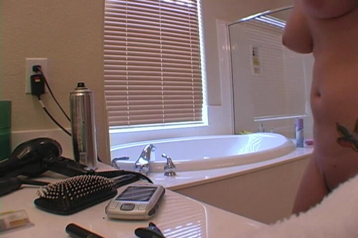 Solo Dream Babes: Solo Dream Babes Andi in the Tub