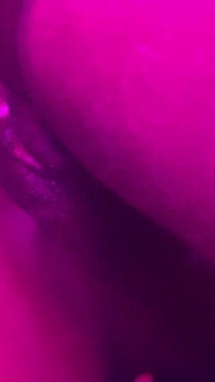 Heiße zierliche ebenholz teen, sahnige muschi von bbc schwanz geschwärzt konnte sich nicht widersetzen kitzler, als sie aus der dusche kam, pOV